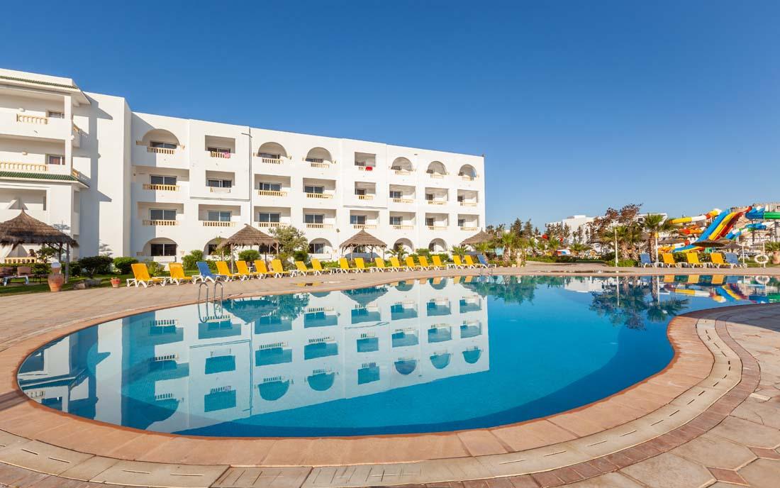 Zodiac Hotel & Aqua Park