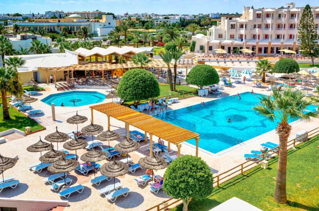 Thapsus Beach Resort