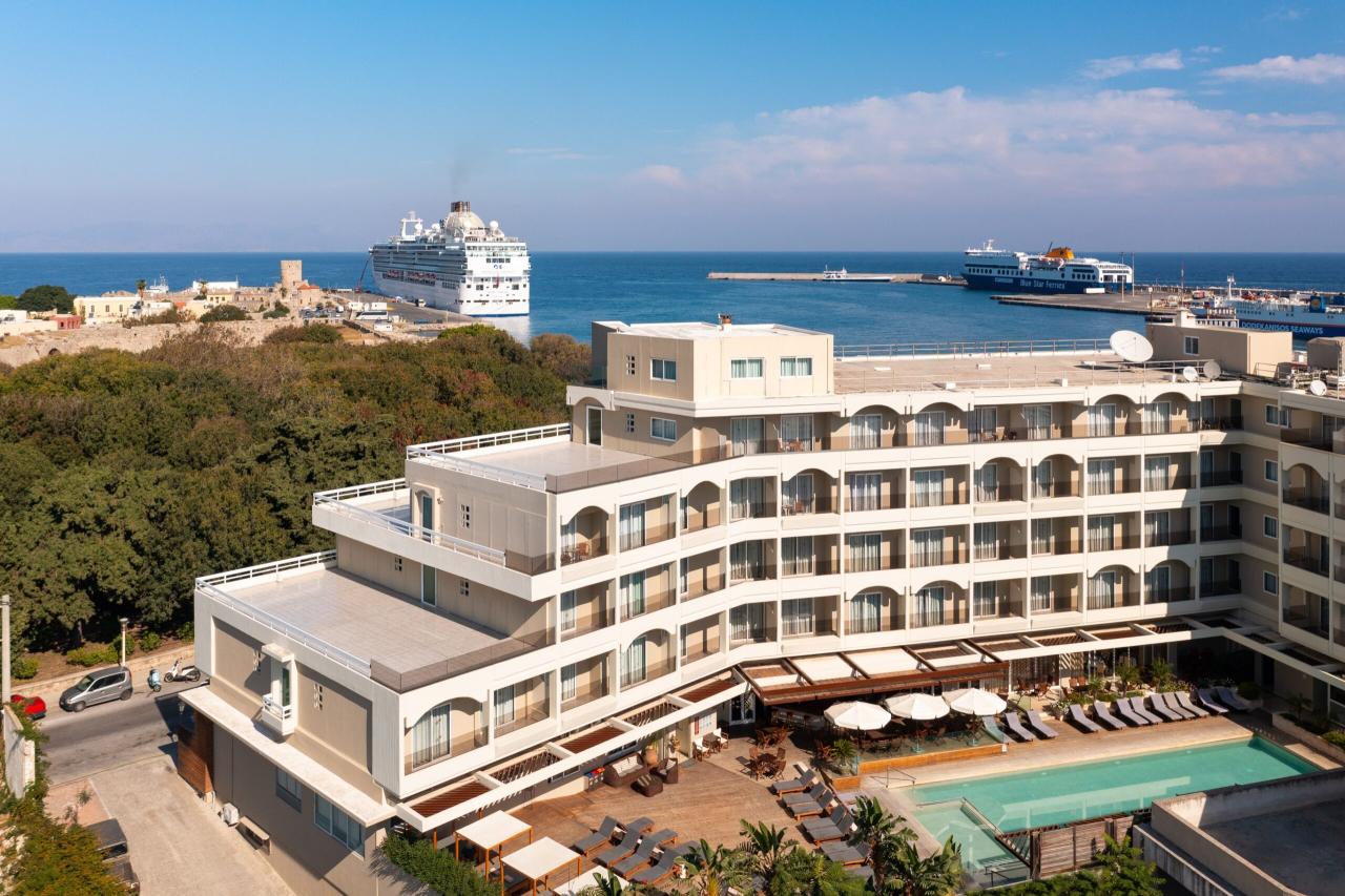 Athineon Hotel